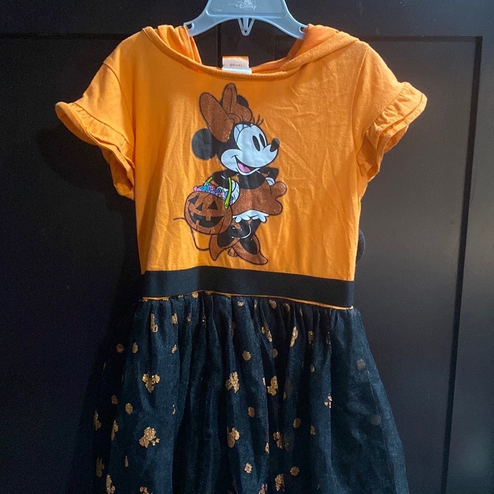 Disney Minnie Mouse Girls Halloween Dress size 7/8 with Minnie Mouse Ears Hood